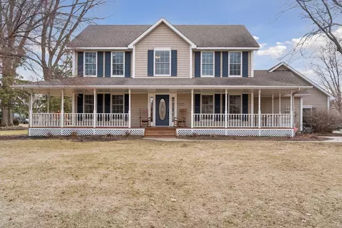 1333 Bucher Ave, Shoreview, MN 55126
