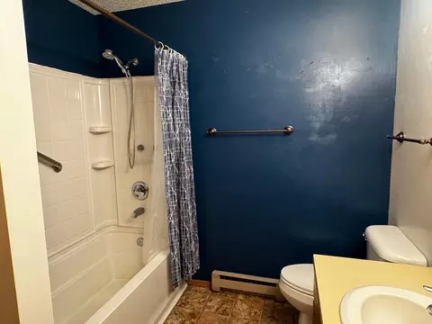Bath - 1824 34th St S, Fargo, ND 58103 photo 1 of 2