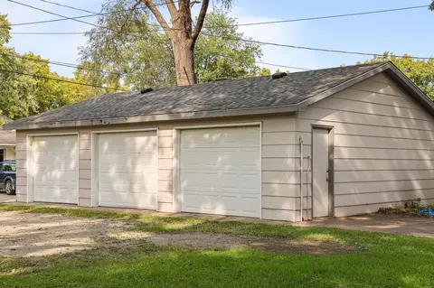 716 1st St NW, Faribault, MN 55021 photo 6