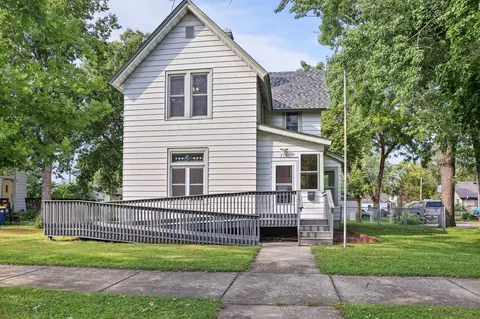 716 1st St NW, Faribault, MN 55021 photo 4