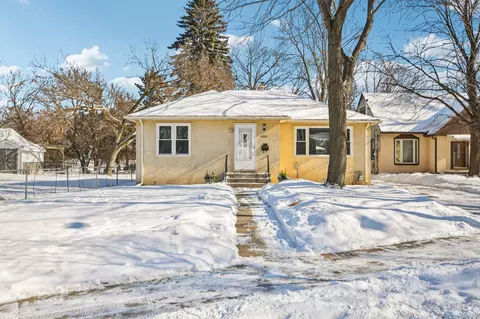 5325 Hiawatha Ln, Minneapolis, MN 55417