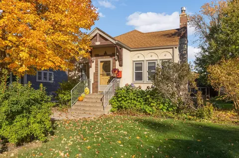 3212 E Minnehaha Pkwy, Minneapolis, MN 55406