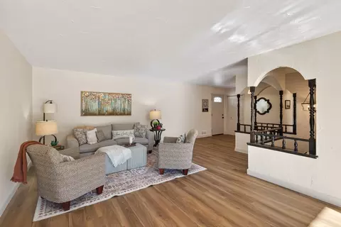2803 Loop Rd S, Burnsville, MN 55306