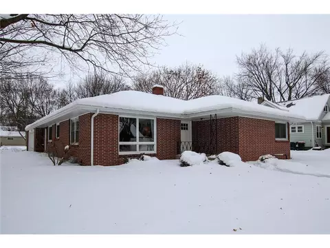 353 1st St, Gaylord, MN 55334