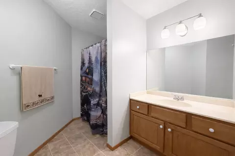 210 Sargent Dr #103, Red Wing, MN 55066