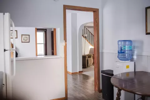 Entry Way - 305 E 7th St, Morris, MN 56267 photo 5 of 9