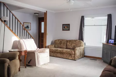 Living - 305 E 7th St, Morris, MN 56267 photo 1 of 4