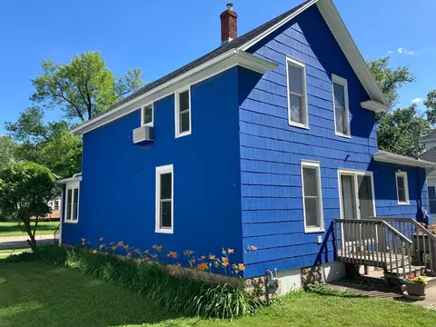 Exterior - 305 E 7th St, Morris, MN 56267 photo 7 of 7