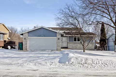 13475 Glenhurst Ave, Savage, MN 55378