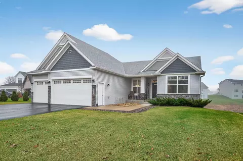 9837 Jasmine Ave NE, Hanover, MN 55341