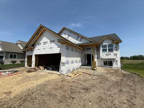 2617 213th St W, Farmington, MN 55024