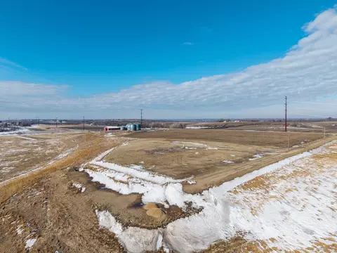 25278 Meridian Ave, Belle Plaine, MN 56011