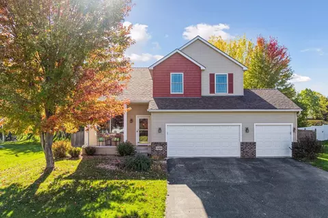 14280 Bayberry Trl, Rosemount, MN 55068