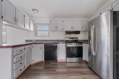 Kitchen - 23 Coban Dr, Duluth, MN 55808 photo 2 of 2