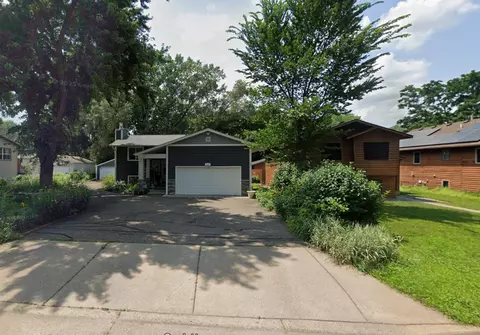1547 Virginia St, Saint Paul, MN 55117