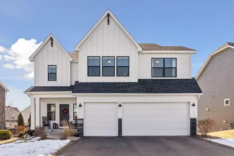 10693 39th St N, Lake Elmo, MN 55042