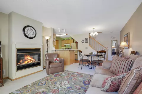 691 85th Ln NW #7, Coon Rapids, MN 55433