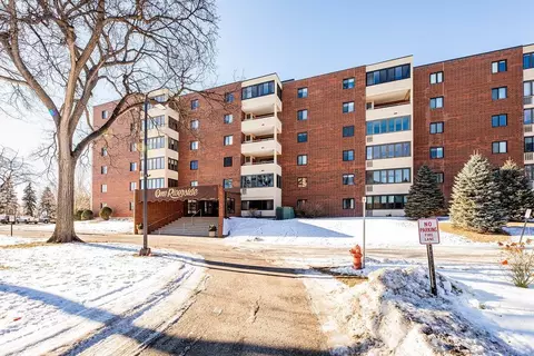 105 3rd St N #603, Moorhead, MN 56560