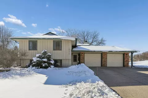 14479 Garland Ave, Apple Valley, MN 55124