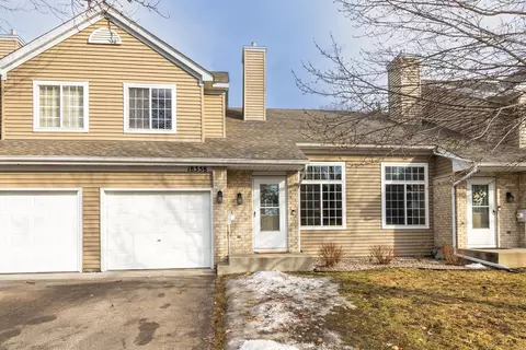 18358 Coneflower Ln, Eden Prairie, MN 55346