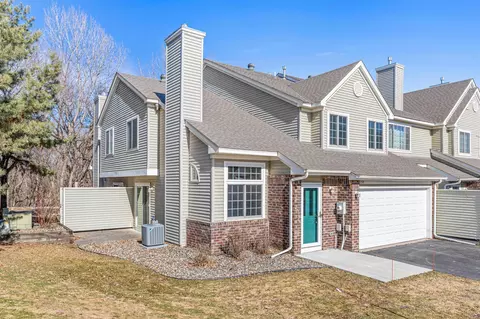 8759 Branson Dr #92, Inver Grove Heights, MN 55076