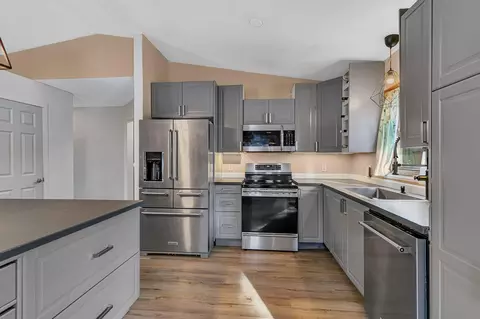 Kitchen - 2202 Clare Ct, Saint Cloud, MN 56301 photo 7 of 8
