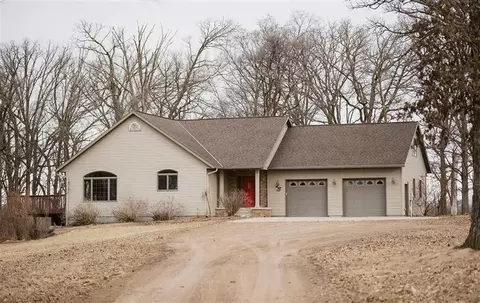 11898 River St, Holdingford, MN 56340