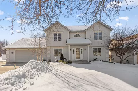 7870 Jocelyn Ave S, Cottage Grove, MN 55016