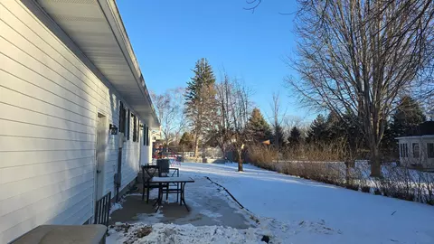 Exterior - 1114 Bruce Cir, Marshall, MN 56258 photo 5 of 5