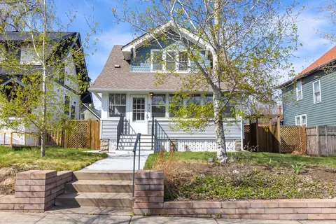 935 Saint Clair Ave, Saint Paul, MN 55105