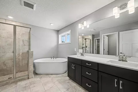 Bath - 6241 Steeple Chase Ln, Hamel, MN 55340 photo 1 of 5