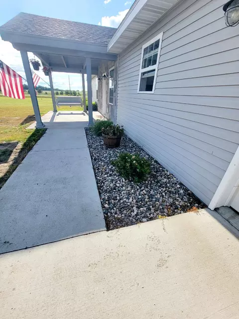 Exterior - 46049 St Lawrence Dr, Perham, MN 56573 photo 3 of 8