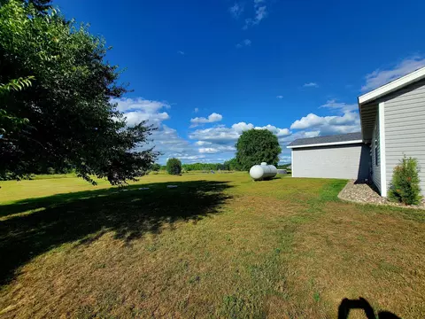 Exterior - 46049 St Lawrence Dr, Perham, MN 56573 photo 7 of 8