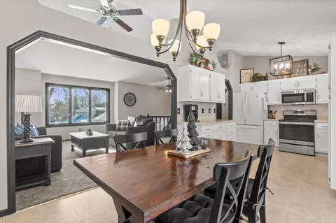 11367 190th Ct NW, Elk River, MN 55330