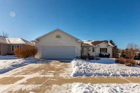 4418 4th Pl NW, Rochester, MN 55901
