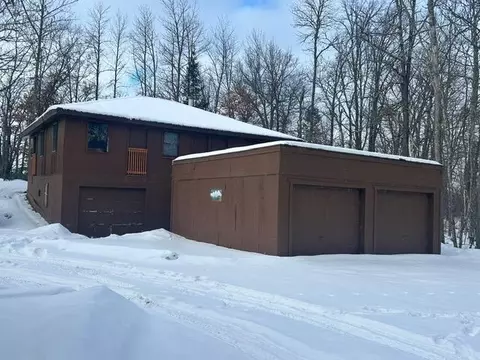49128 Sandy Oak Dr, Deer River, MN 56636