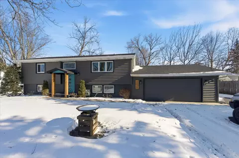 17125 Maple Ln SE, Prior Lake, MN 55372