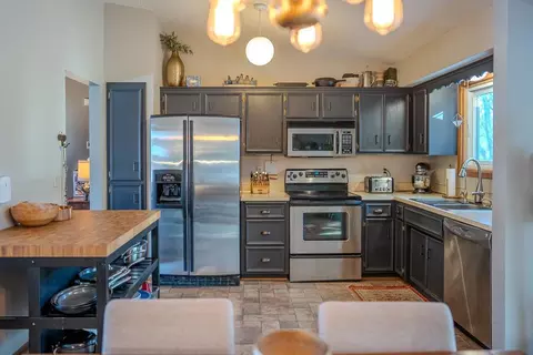 Kitchen - 858 Sudberry Ln, Eagan, MN 55123 photo 1 of 2