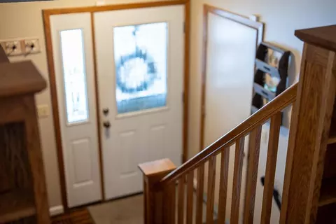 Entry Way - 858 Sudberry Ln, Eagan, MN 55123 photo 3 of 5