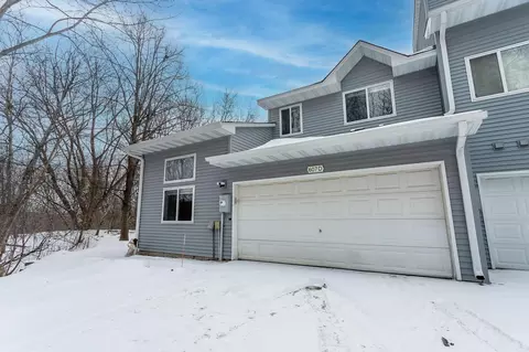 607 Woodduck Dr #D, Woodbury, MN 55125