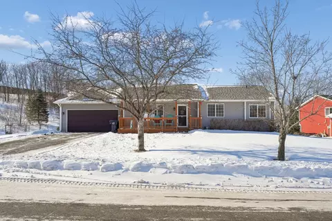 9651 Mill Trail Ln, Monticello, MN 55362