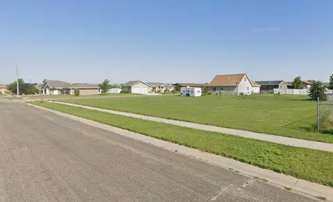 829 9th Ave SW, Perham, MN 56573 photo 2