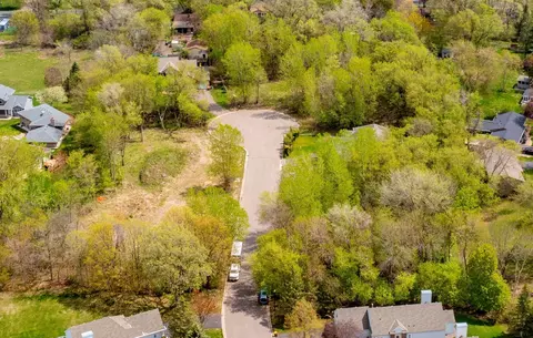 1787 Cheri Ct, White Bear Lake, MN 55110
