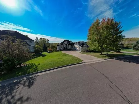 Exterior - 560 Marshall St, Duluth, MN 55803 photo 12 of 21