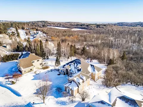 View/Area - 560 Marshall St, Duluth, MN 55803 photo 4 of 10