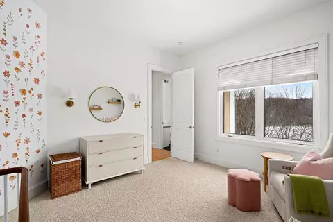 Bedroom - 560 Marshall St, Duluth, MN 55803 photo 9 of 10