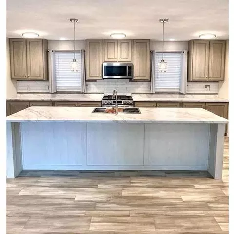 Kitchen - 68 Joymar Dr, Saint Cloud, MN 56301 photo 2 of 8