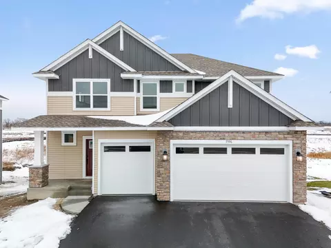 7596 Norway Ln, Lino Lakes, MN 55038
