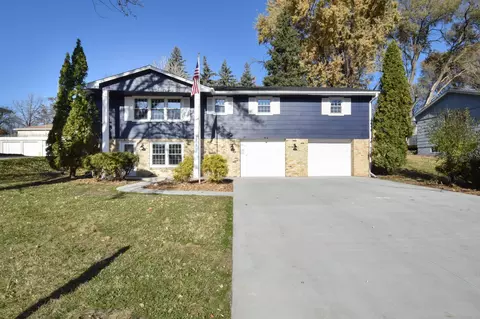 7216 33rd Ave N, Crystal, MN 55427