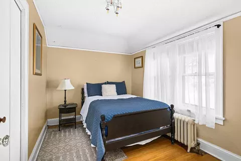 Bedroom - 312 N 40th Ave E, Duluth, MN 55804 photo 3 of 5
